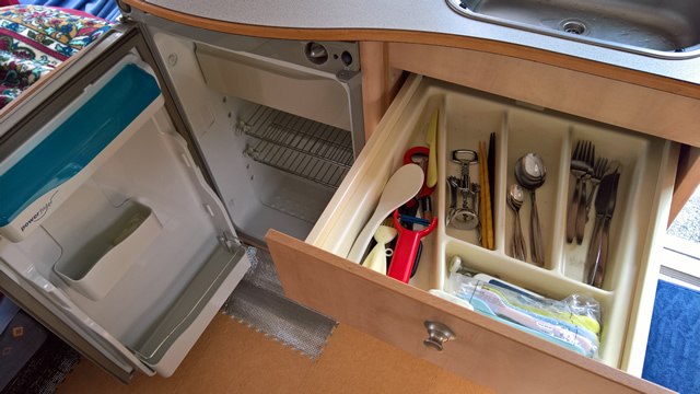 3way fridge, Drawer under the sink